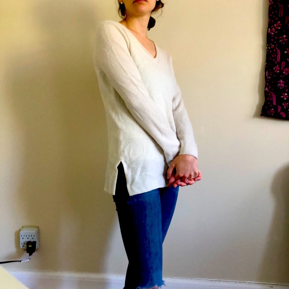 Lord and Taylor Cashmere sweater